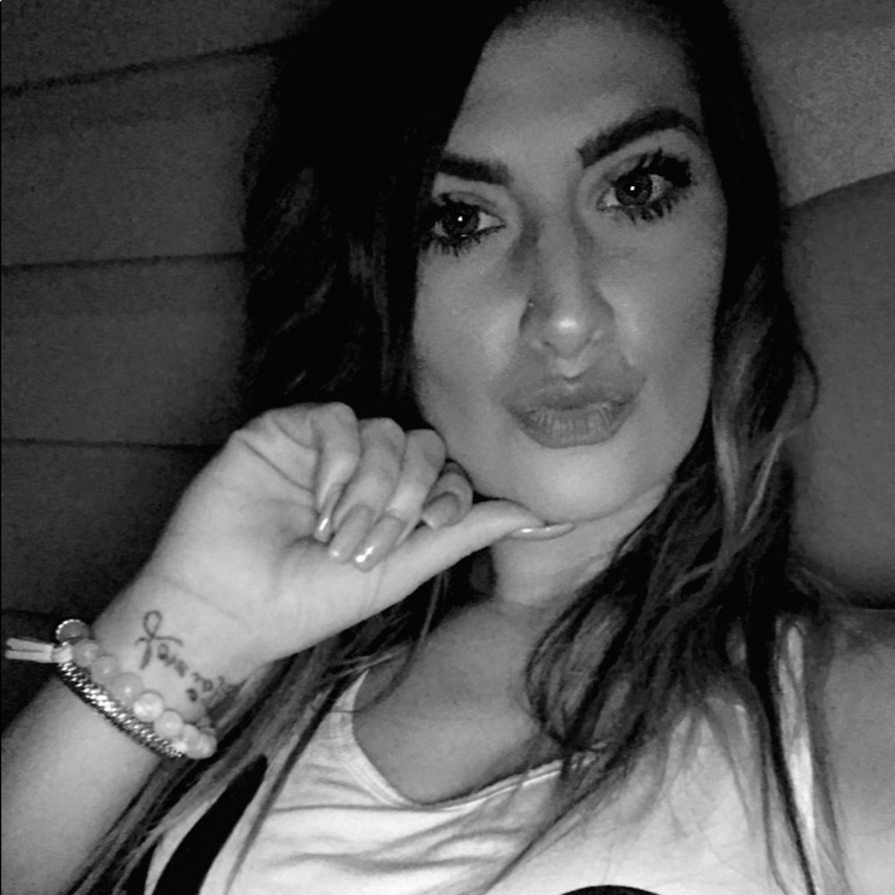 Meet your Posher, Nikki